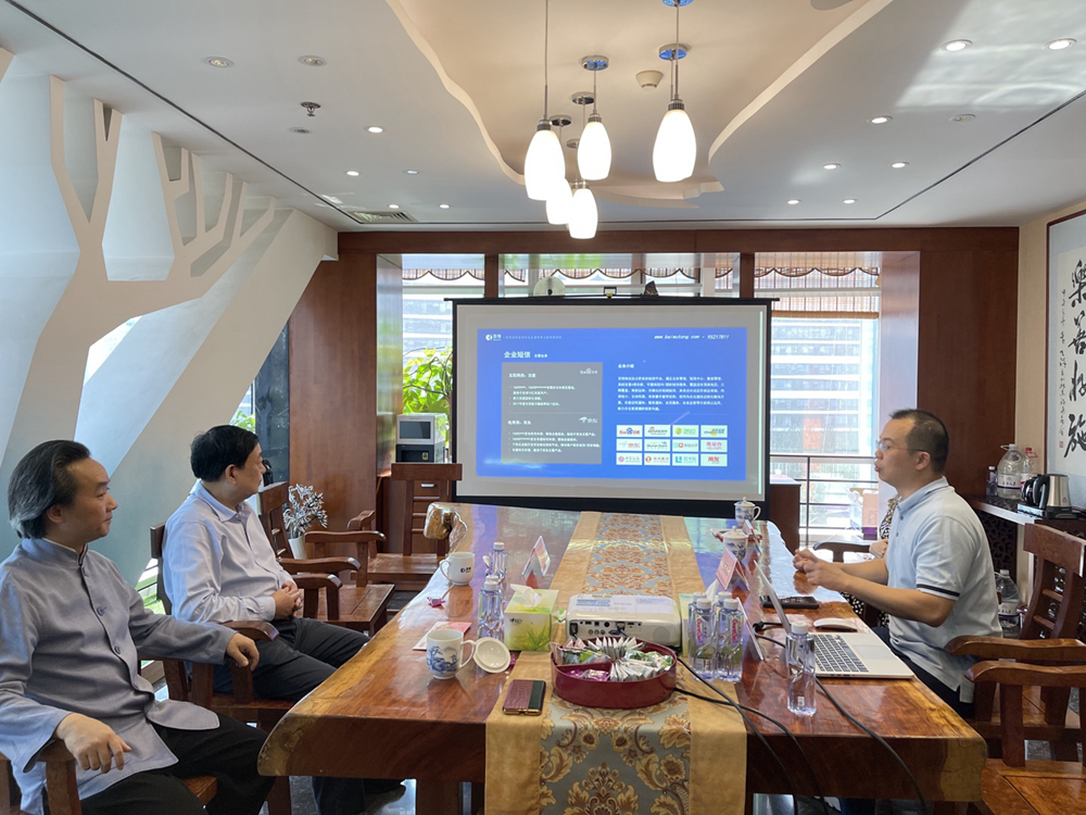 1631584264146006338.jpg 151f5fe4-1d0f-4cbe-86f8-aae899361339.jpg